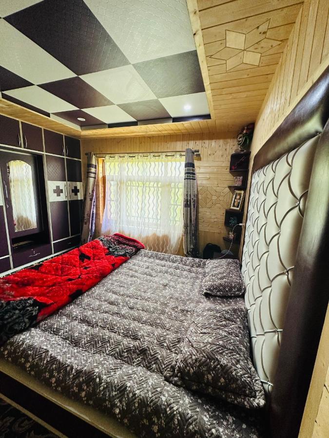 Sheen Homestay Gulmarg Exteriér fotografie