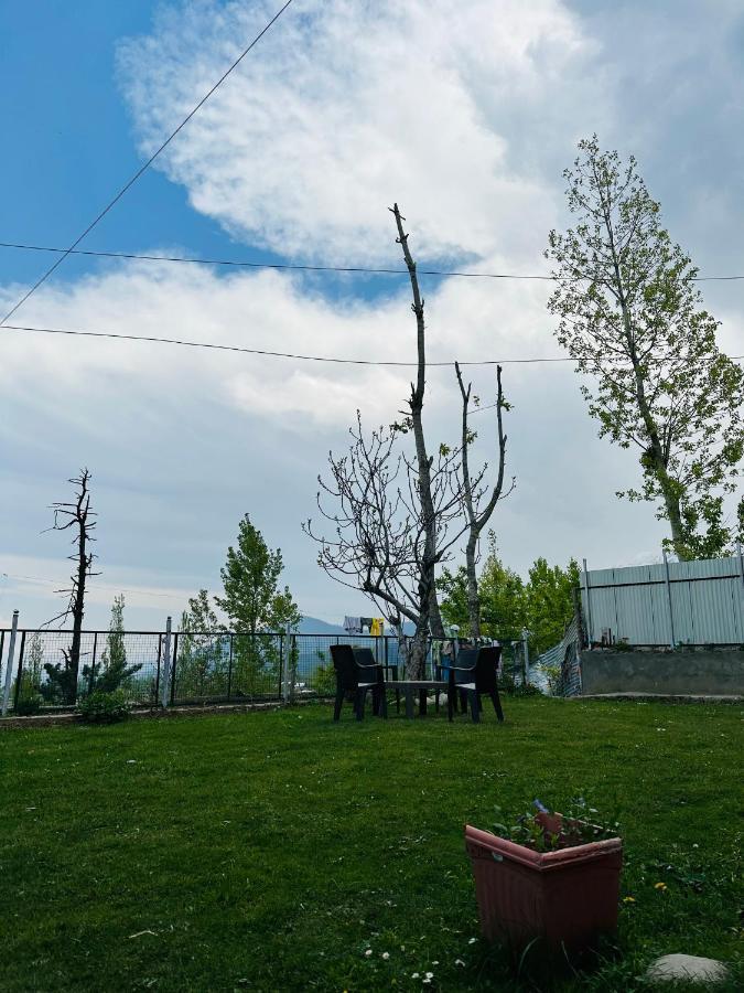 Sheen Homestay Gulmarg Exteriér fotografie