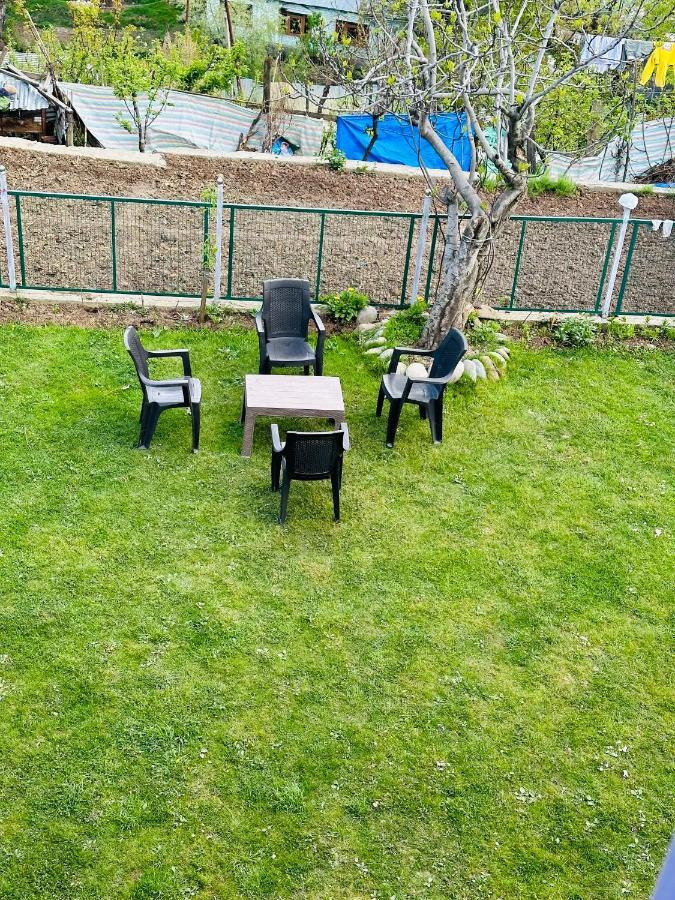 Sheen Homestay Gulmarg Exteriér fotografie