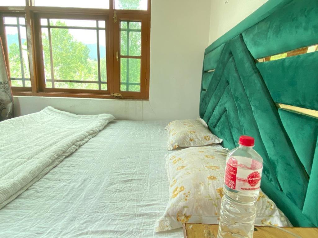 Sheen Homestay Gulmarg Exteriér fotografie